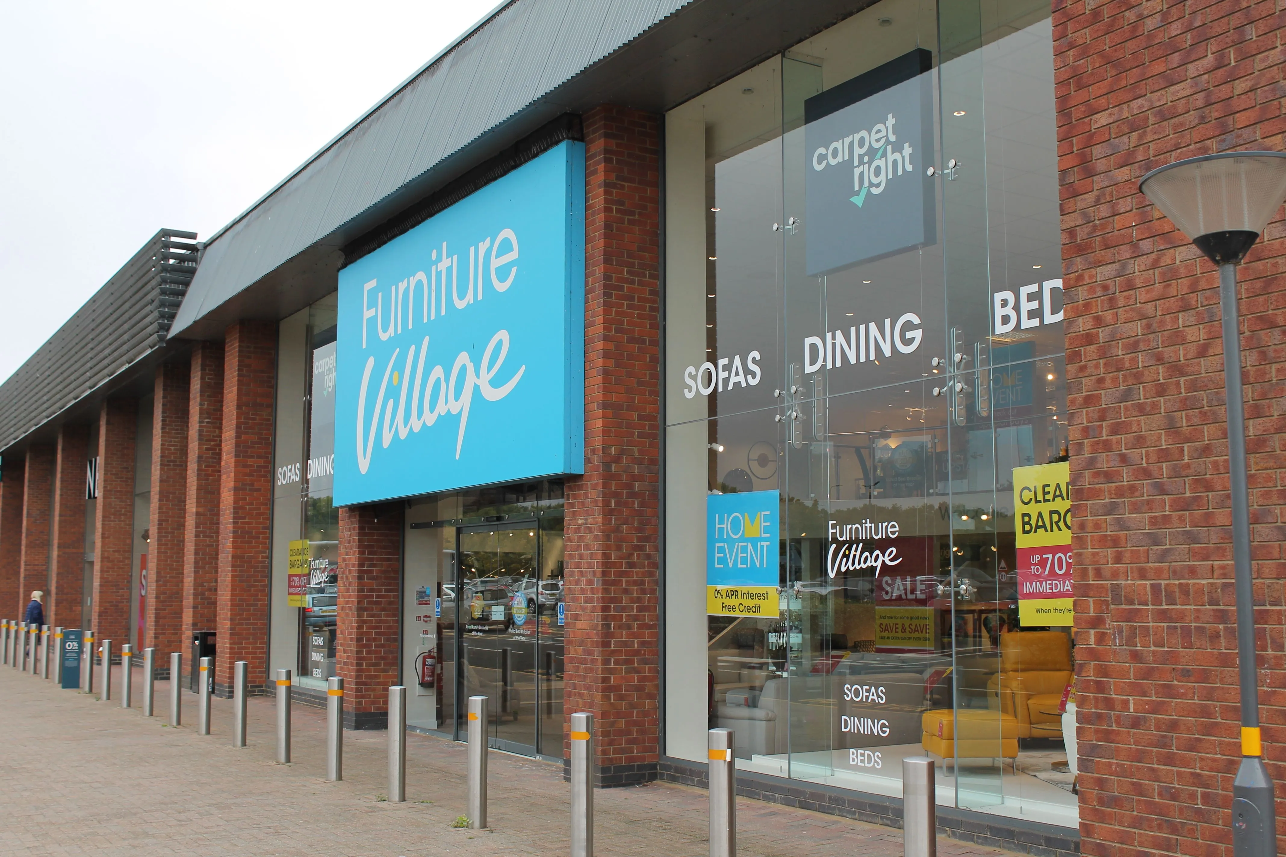 Find Available premises image-9b8a73562fc8f42c9e15e25d3a68bef180a2546f-4272x2848-jpg
